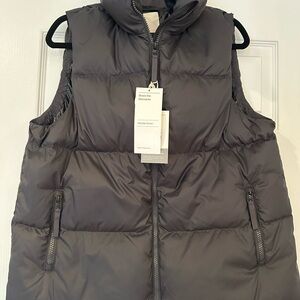 Vuori Charcoal Puffer Vest